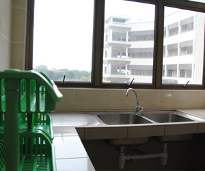 hostel-outside-view
